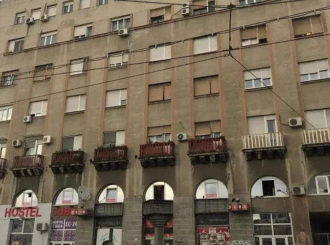 Savski Square Suites * Sajmiste